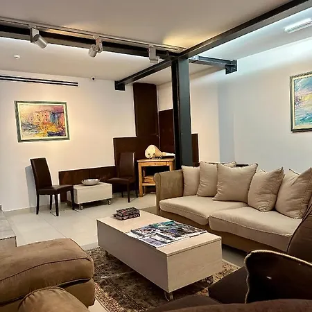 Veneziana Boutique Superior
