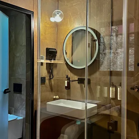 Veneziana Boutique Superior Koper