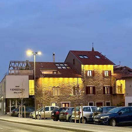 Отель Veneziana Boutique Superior 3*